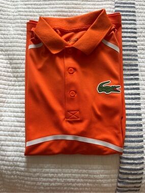 Mens Lacoste Polo in
Size L or Fr 5. NWOT.